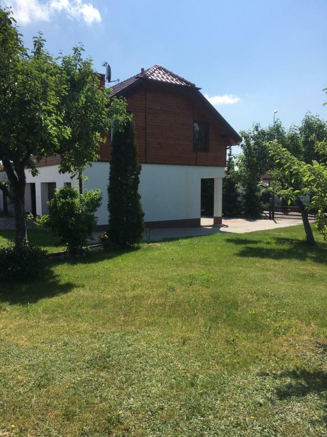 Pokoje Kasztanowa Wilkasy Exterior foto